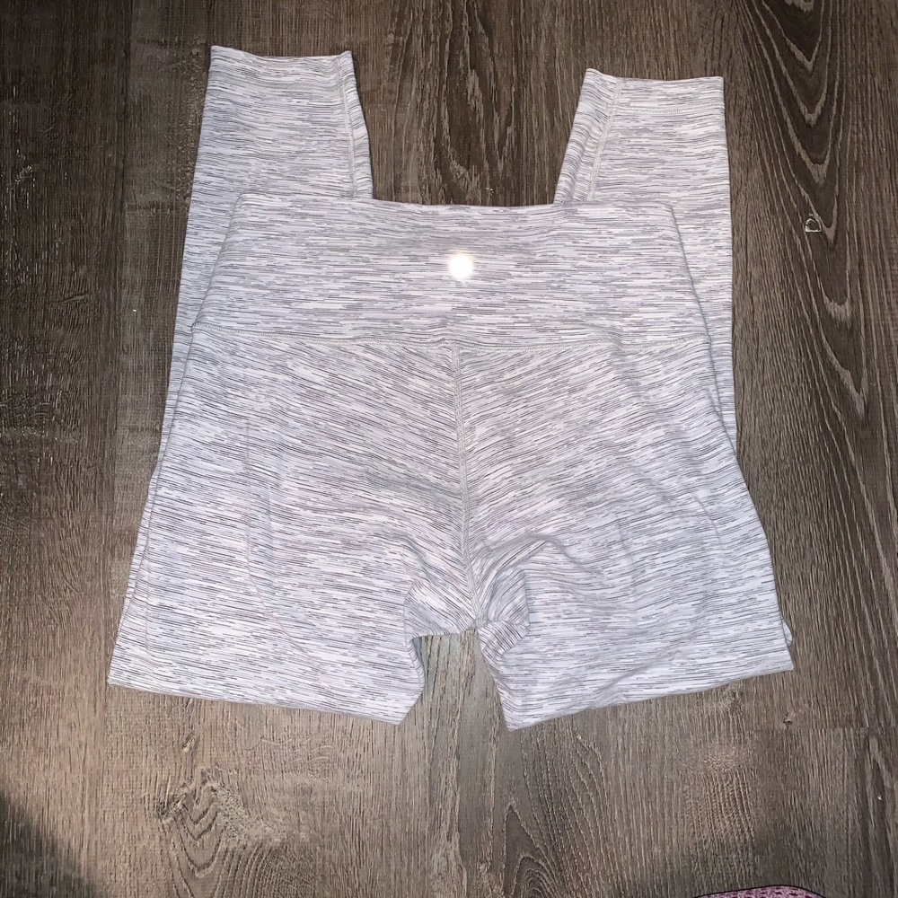 Lululemon 7/8 Luon leggings